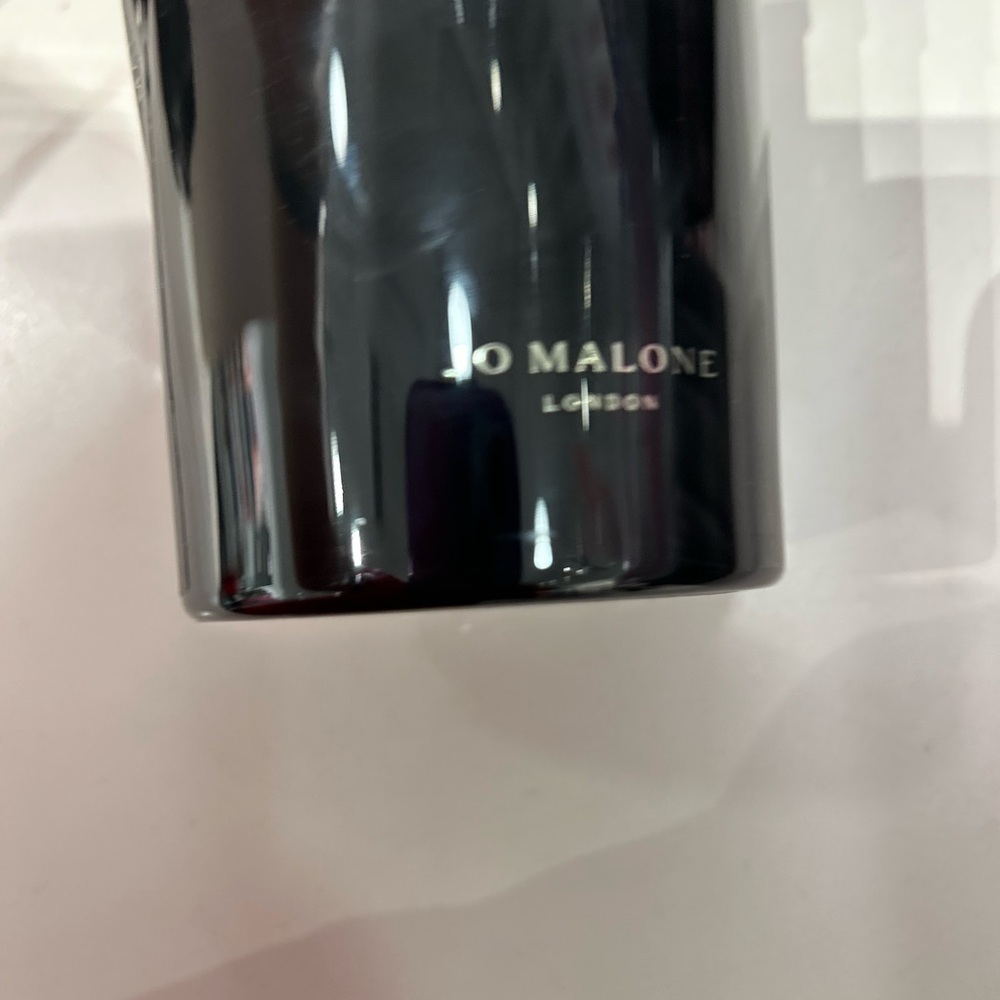 Jo Malone DARK AMBER & GINGER LILY Scented Candle - Height 3.25 (220g)